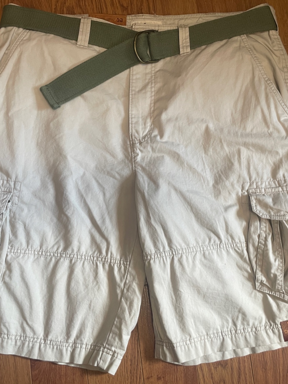 urban pipeline Light Beige Cargo Shorts with Olive Green Web Belt